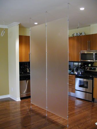 W.F. Heartwell Architect - Plexiglass Panels at the Kitchen - Condominium Interior Renovation - Toronto, Ontario - 2006