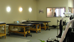 W.F. Heartwell Architect- Therapy Stations - OSMC - Oakville, Ontario